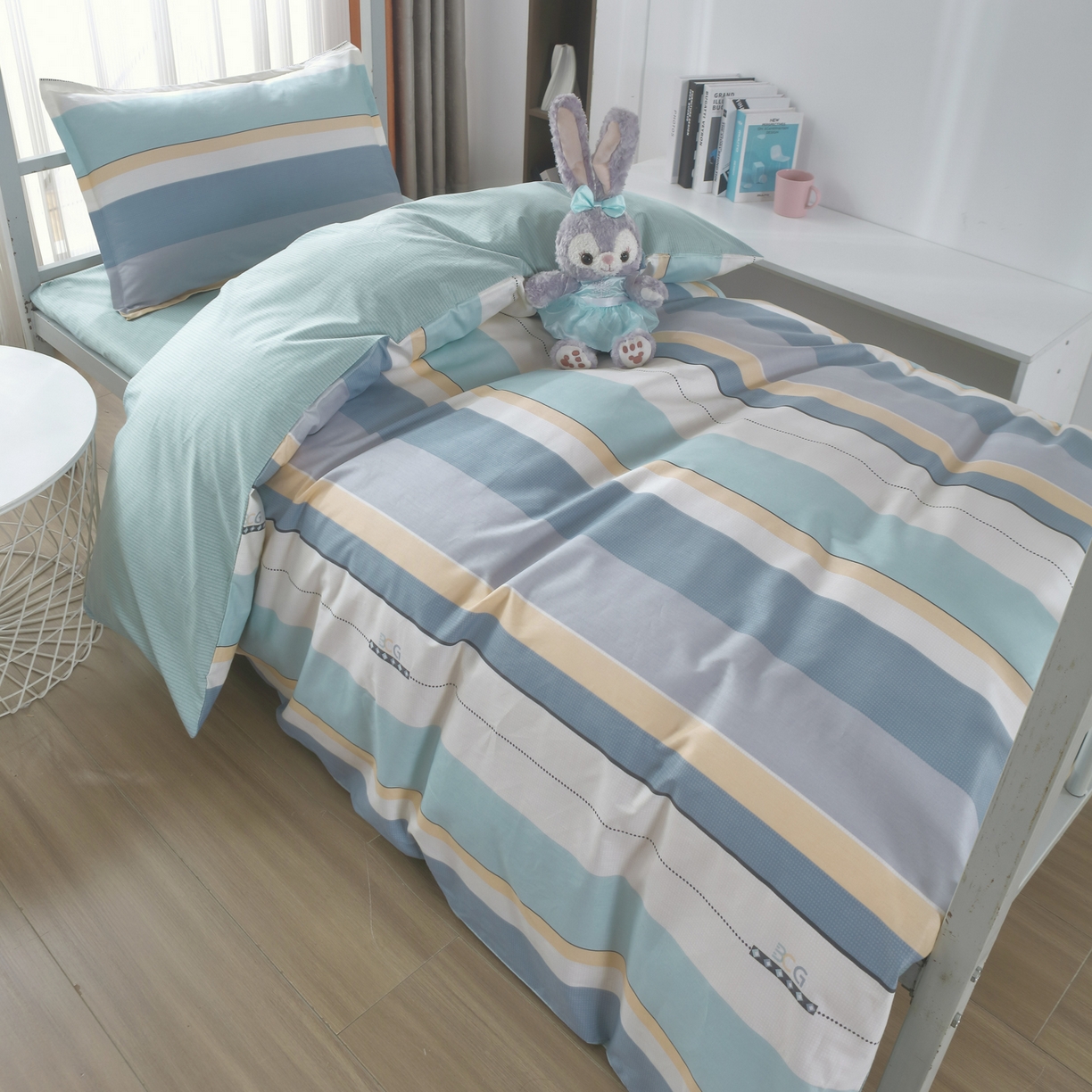 91家纺网 家纺一手货源 找家纺 雅绅阁 13372全棉学生宿舍纯棉三六件套全棉三件套源头工厂常年有货 博彩