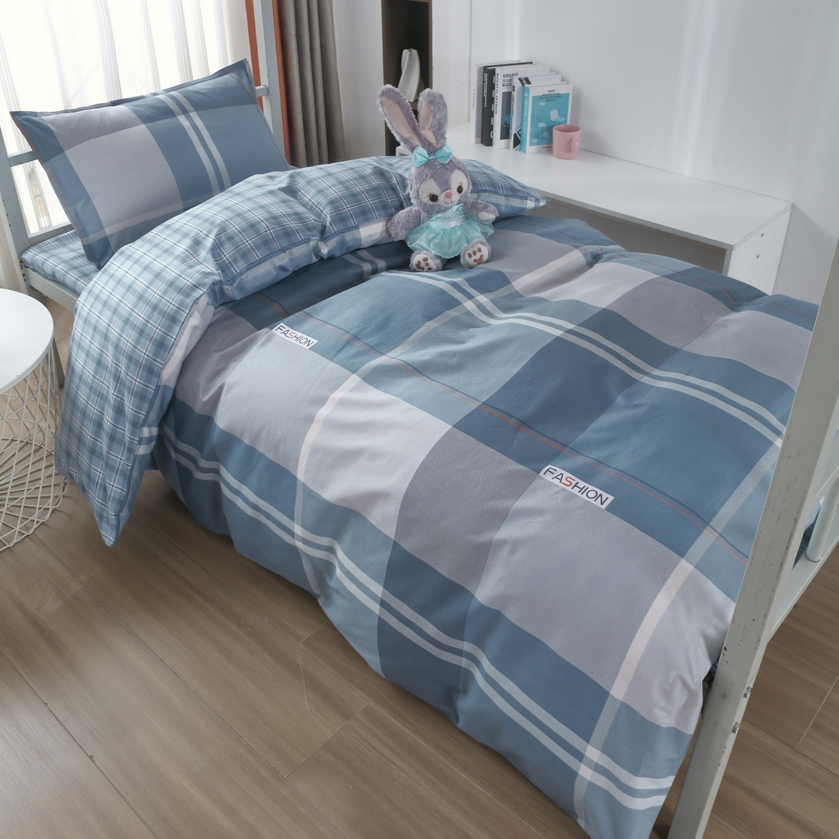 91家纺网 家纺一手货源 找家纺 雅绅阁 13372全棉学生宿舍纯棉三六件套全棉三件套源头工厂常年有货 炫酷