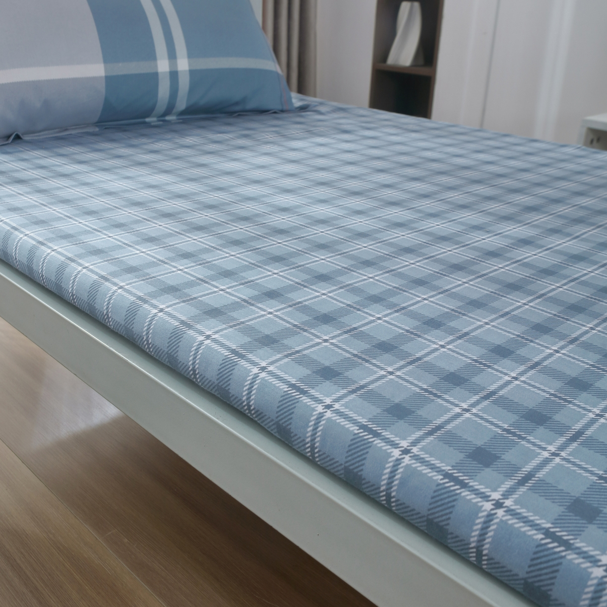 91家纺网 家纺一手货源 找家纺 雅绅阁 13372全棉学生宿舍纯棉三六件套全棉三件套源头工厂常年有货 炫酷