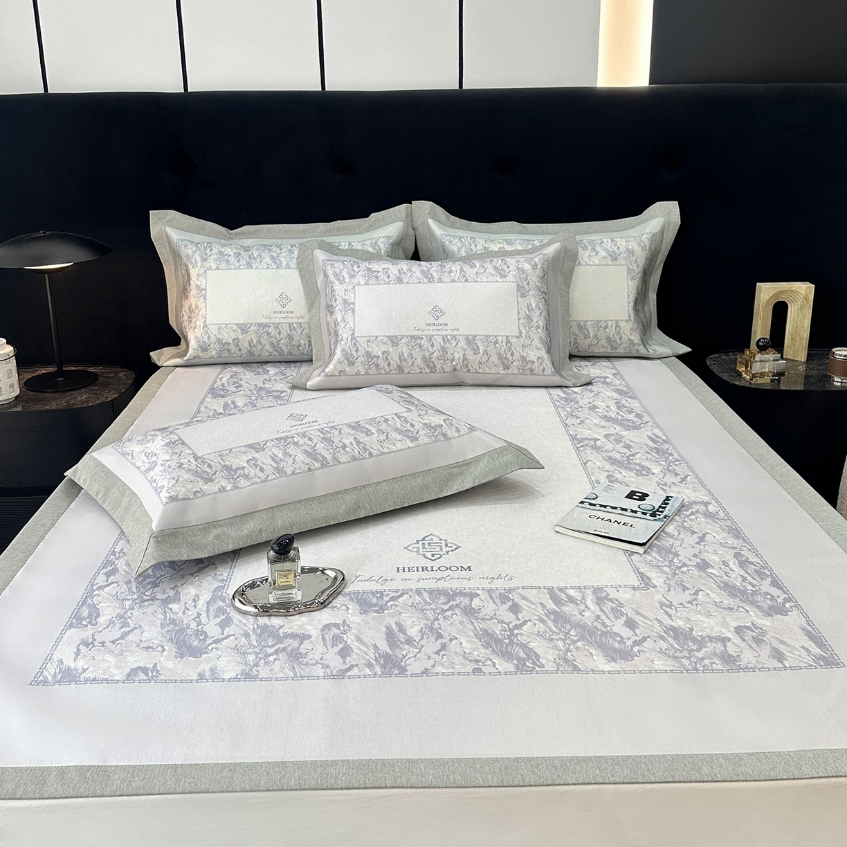 91家纺网 家纺一手货源 找家纺 JUICY 橘滋家纺 2026年夏日新款高端简约意式轻奢数码冰丝席凉席 平席款-流云石琥珀-紫烟