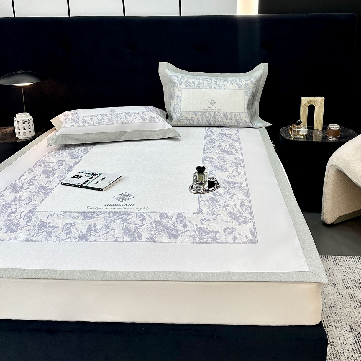 91家纺网 家纺一手货源 找家纺 JUICY 橘滋家纺 2026年夏日新款高端简约意式轻奢数码冰丝席凉席 平席款-流云石琥珀-紫烟