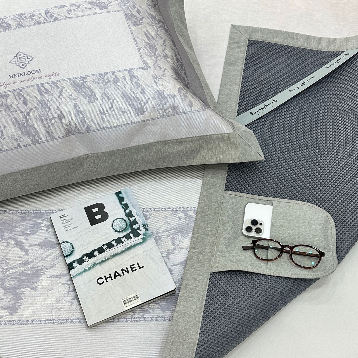 91家纺网 家纺一手货源 找家纺 JUICY 橘滋家纺 2026年夏日新款高端简约意式轻奢数码冰丝席凉席 平席款-流云石琥珀-紫烟