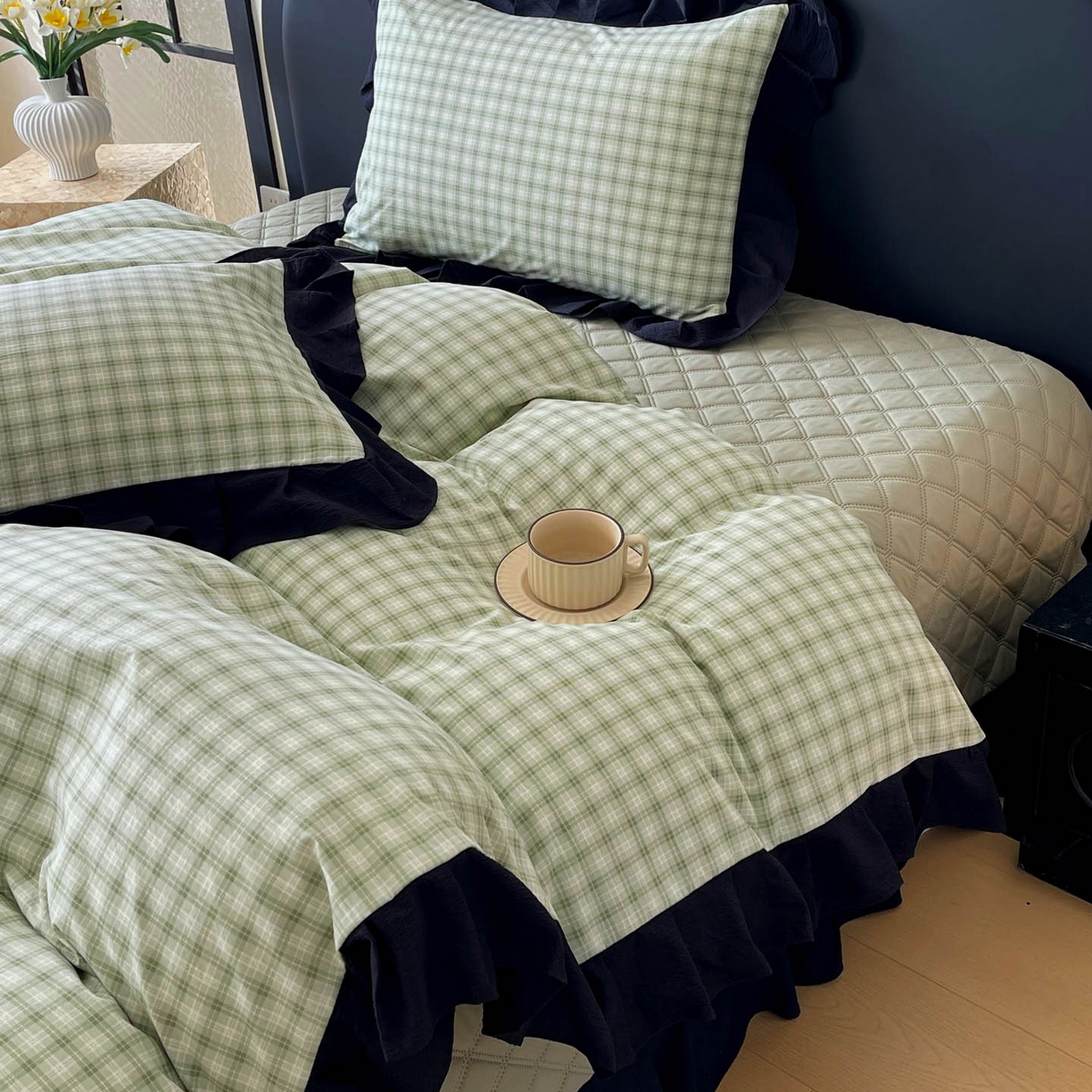 91家纺网 家纺一手货源 找家纺 慕希家纺 2026新款花边夹棉床盖四件套-西西里岛系列 西西里岛-藤绿