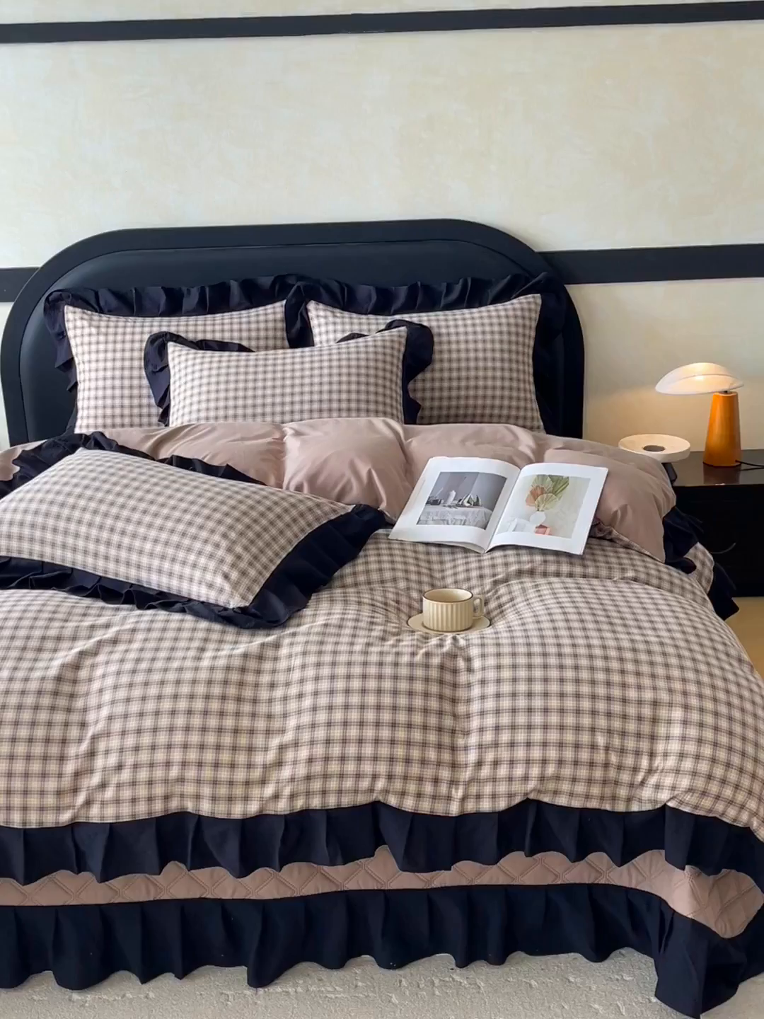 91家纺网 家纺一手货源 找家纺 慕希家纺 2026新款花边夹棉床盖四件套-西西里岛系列 西西里岛-咖色