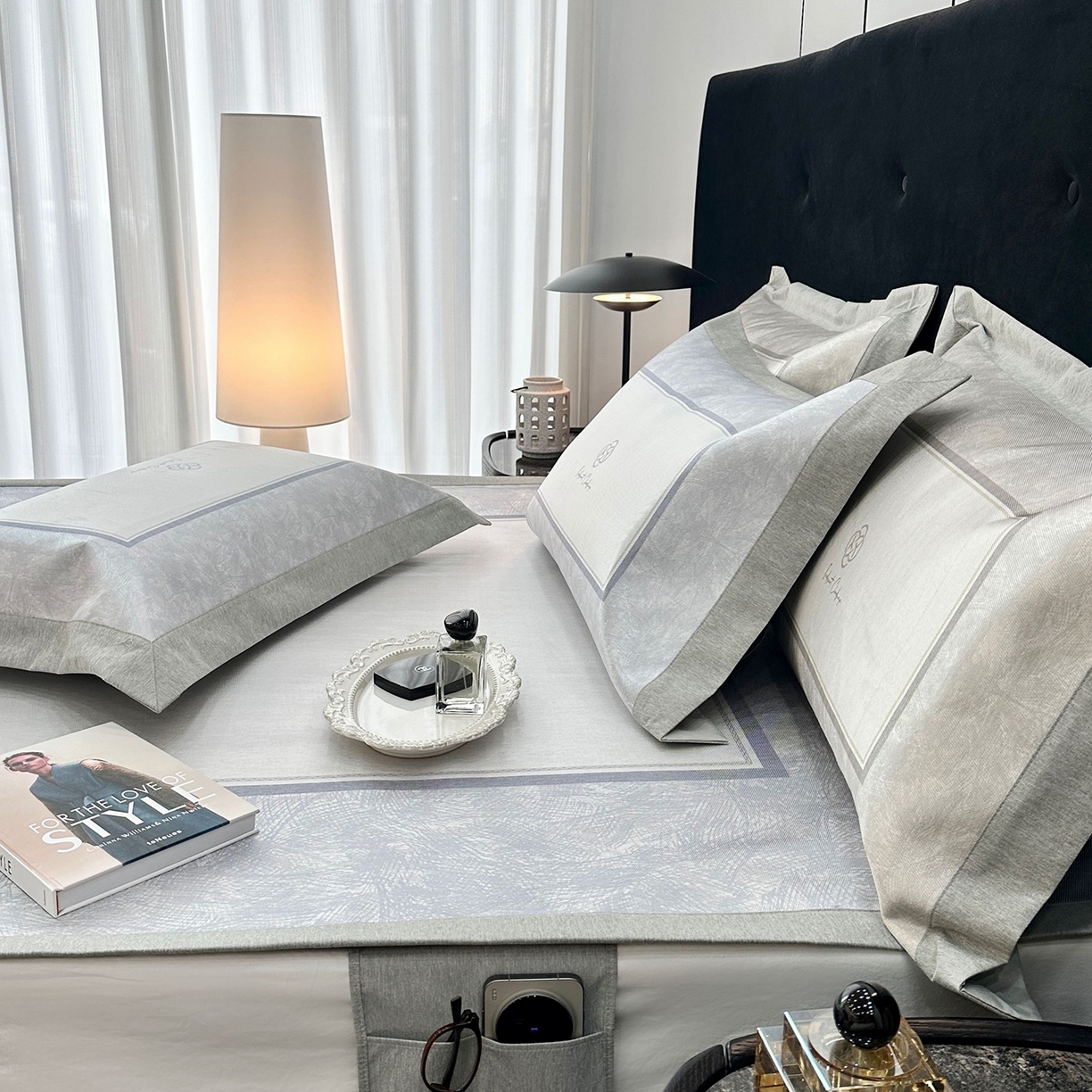 91家纺网 家纺一手货源 找家纺 JUICY 橘滋家纺 2026年夏日新款高端简约意式轻奢数码冰丝席凉席 平席款-时间拓印-灰蓝