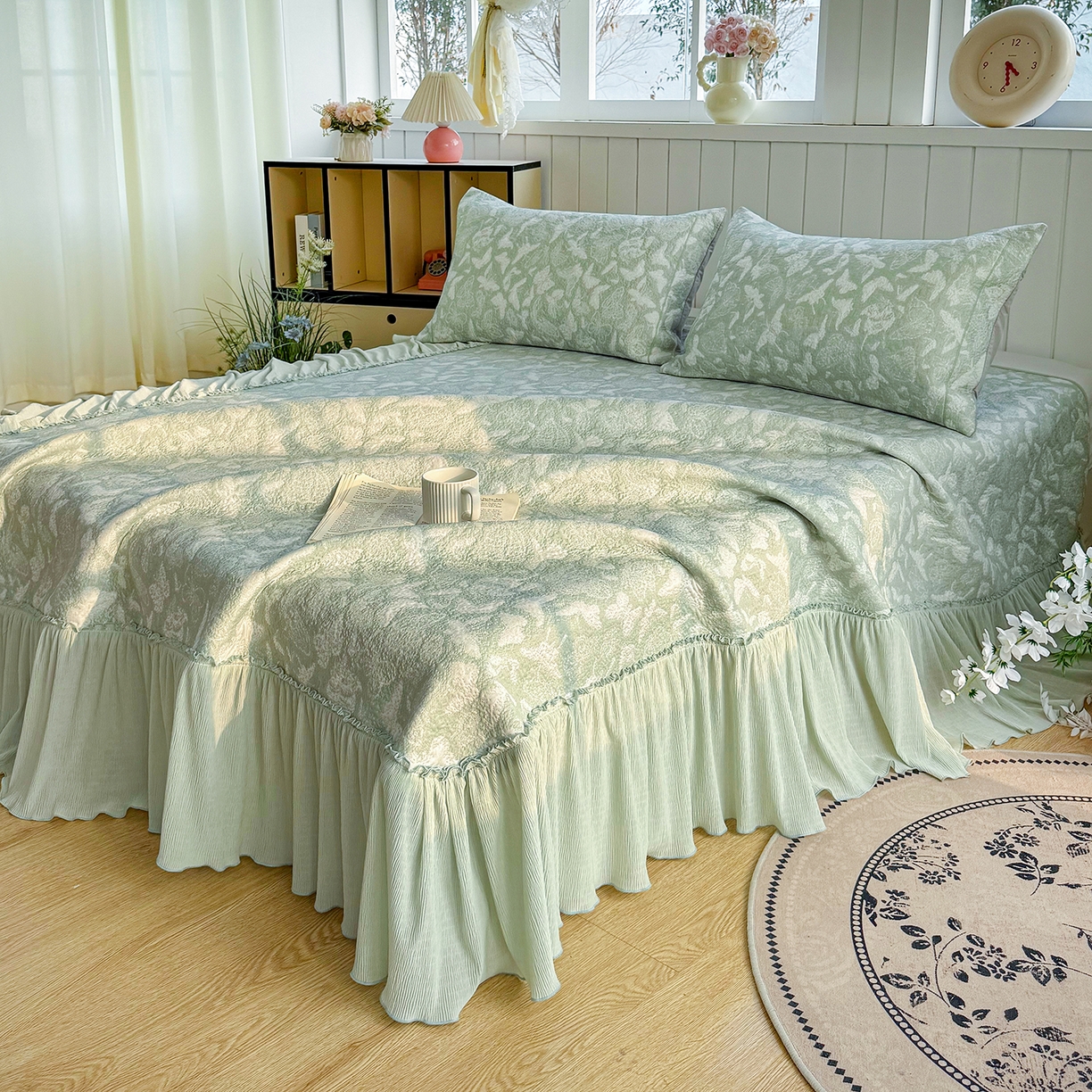 91家纺网 家纺一手货源 找家纺 女子家纺 2026新款A类凉豆豆凉感双面提花床裙款凉席席子-蝶舞花间系列 蝶舞花间-优雅绿