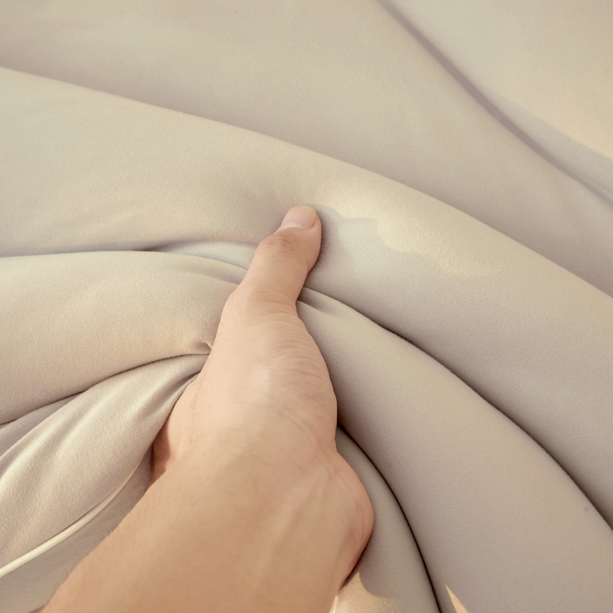 91家纺网 家纺一手货源 找家纺 织雅漫 2026新款针织棉大豆被冬被加厚春秋被被子被芯 青空灰