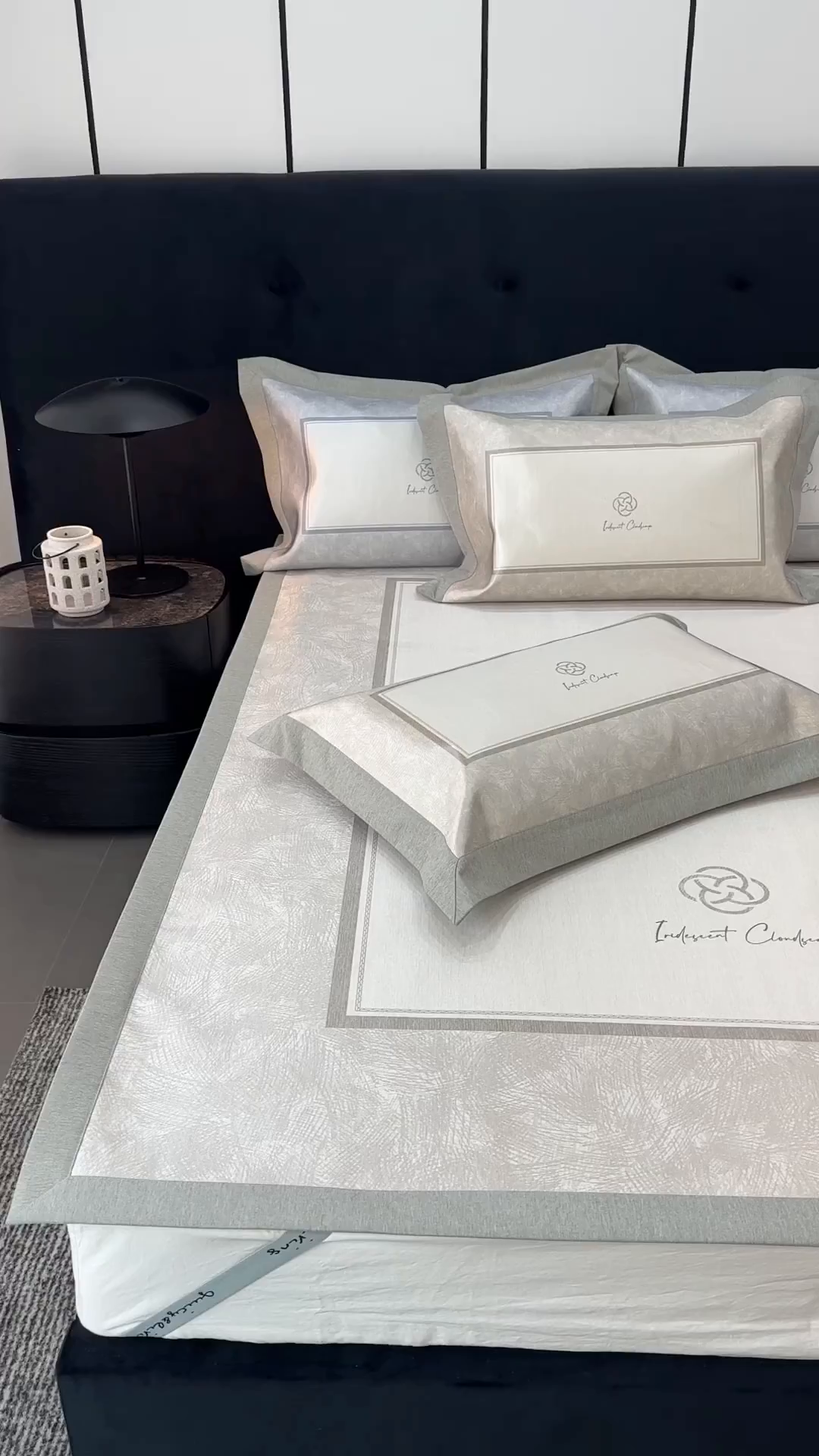 91家纺网 家纺一手货源 找家纺 JUICY 橘滋家纺 2026年夏日新款高端简约意式轻奢数码冰丝席凉席 平席款-时间拓印-浅驼