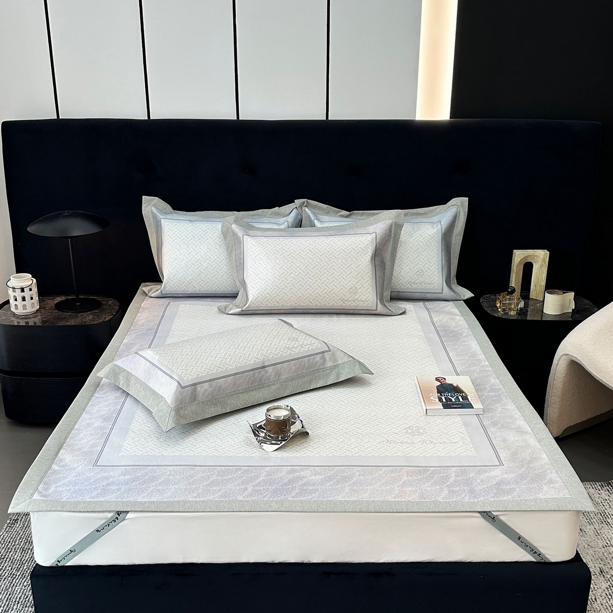 91家纺网 家纺一手货源 找家纺 JUICY 橘滋家纺 2026年夏日新款高端简约意式轻奢数码冰丝席凉席 平席款-星夜秩序-贝母紫