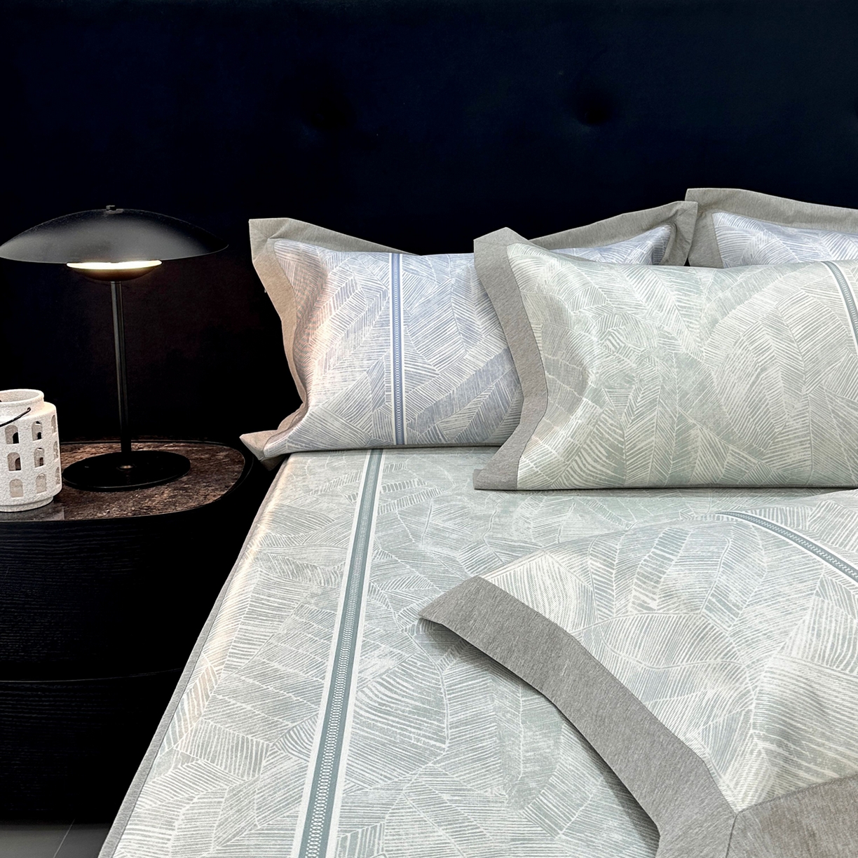 91家纺网 家纺一手货源 找家纺 JUICY 橘滋家纺 2026年夏日新款高端简约意式轻奢数码冰丝席凉席 床笠款-翡翠拓片-绿