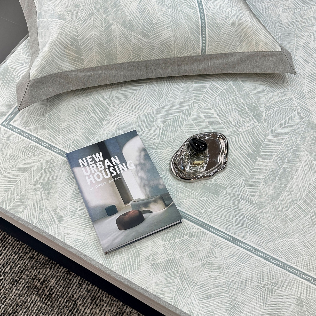 91家纺网 家纺一手货源 找家纺 JUICY 橘滋家纺 2026年夏日新款高端简约意式轻奢数码冰丝席凉席 床笠款-翡翠拓片-绿