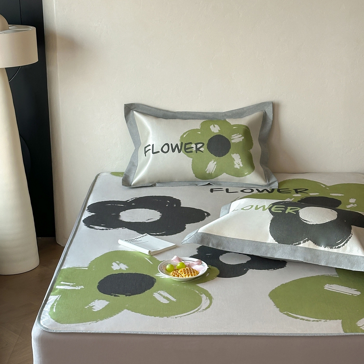 91家纺网 家纺一手货源 找家纺 JUICY 橘滋家纺 2026年夏日新款高端简约意式轻奢数码冰丝席凉席 床笠款-黑茶