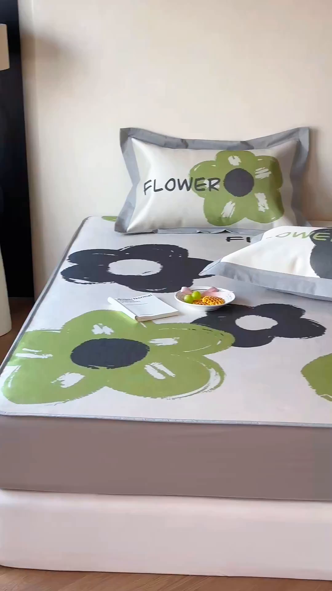 91家纺网 家纺一手货源 找家纺 JUICY 橘滋家纺 2026年夏日新款高端简约意式轻奢数码冰丝席凉席 床笠款-黑茶