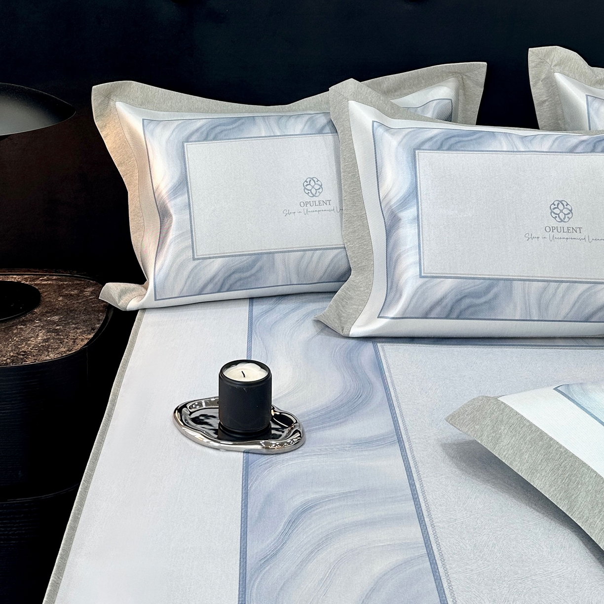 91家纺网 家纺一手货源 找家纺 JUICY 橘滋家纺 2026年夏日新款高端简约意式轻奢数码冰丝席凉席 床笠款-克莱因蓝的海