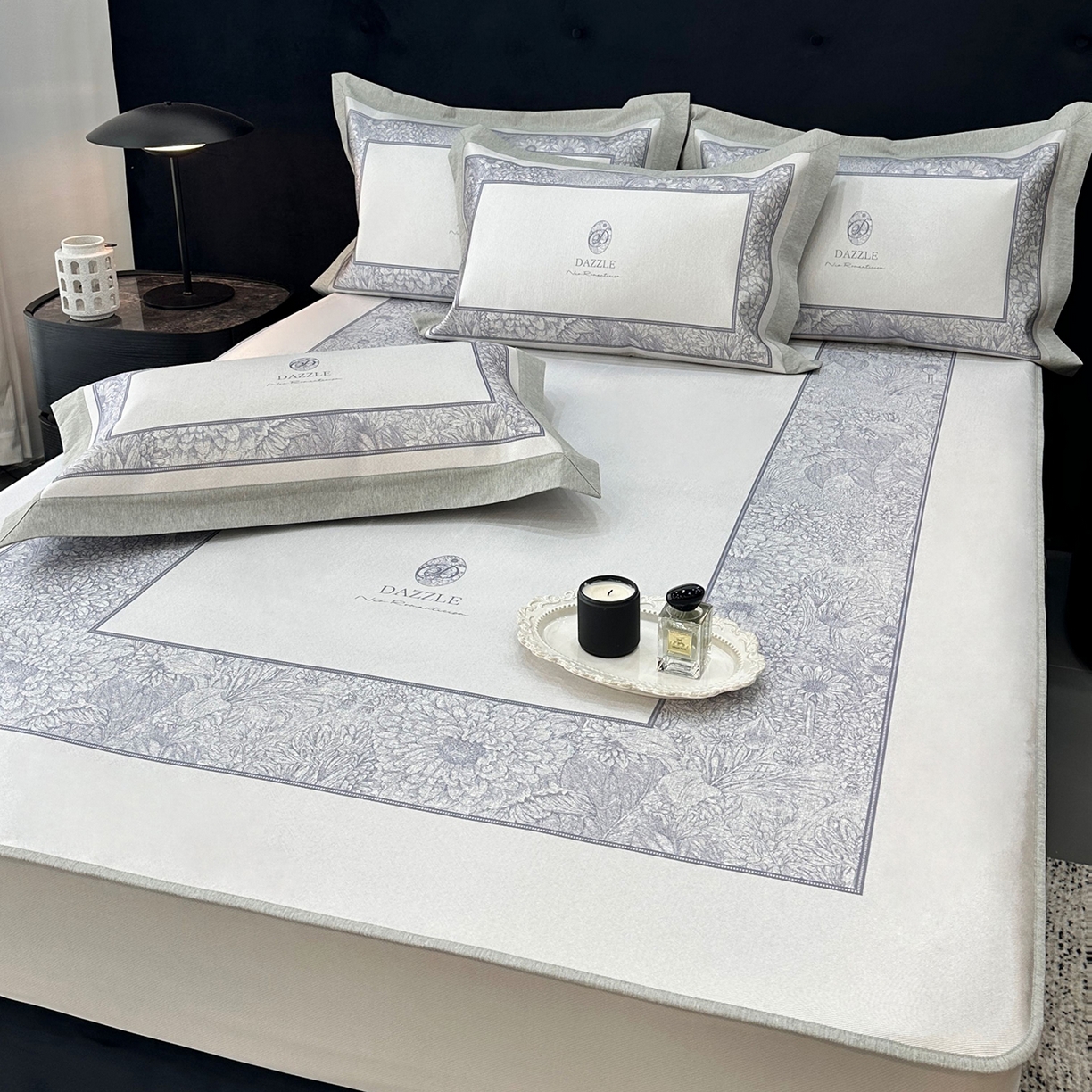 91家纺网 家纺一手货源 找家纺 JUICY 橘滋家纺 2026年夏日新款高端简约意式轻奢数码冰丝席凉席 床笠款-莫奈花园