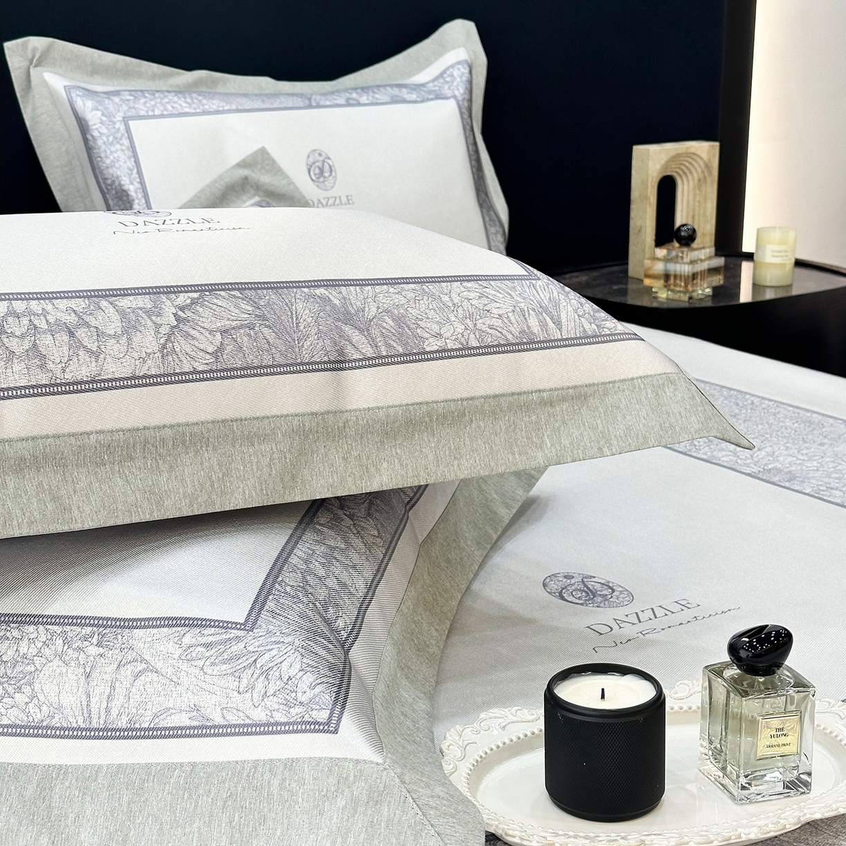 91家纺网 家纺一手货源 找家纺 JUICY 橘滋家纺 2026年夏日新款高端简约意式轻奢数码冰丝席凉席 床笠款-莫奈花园