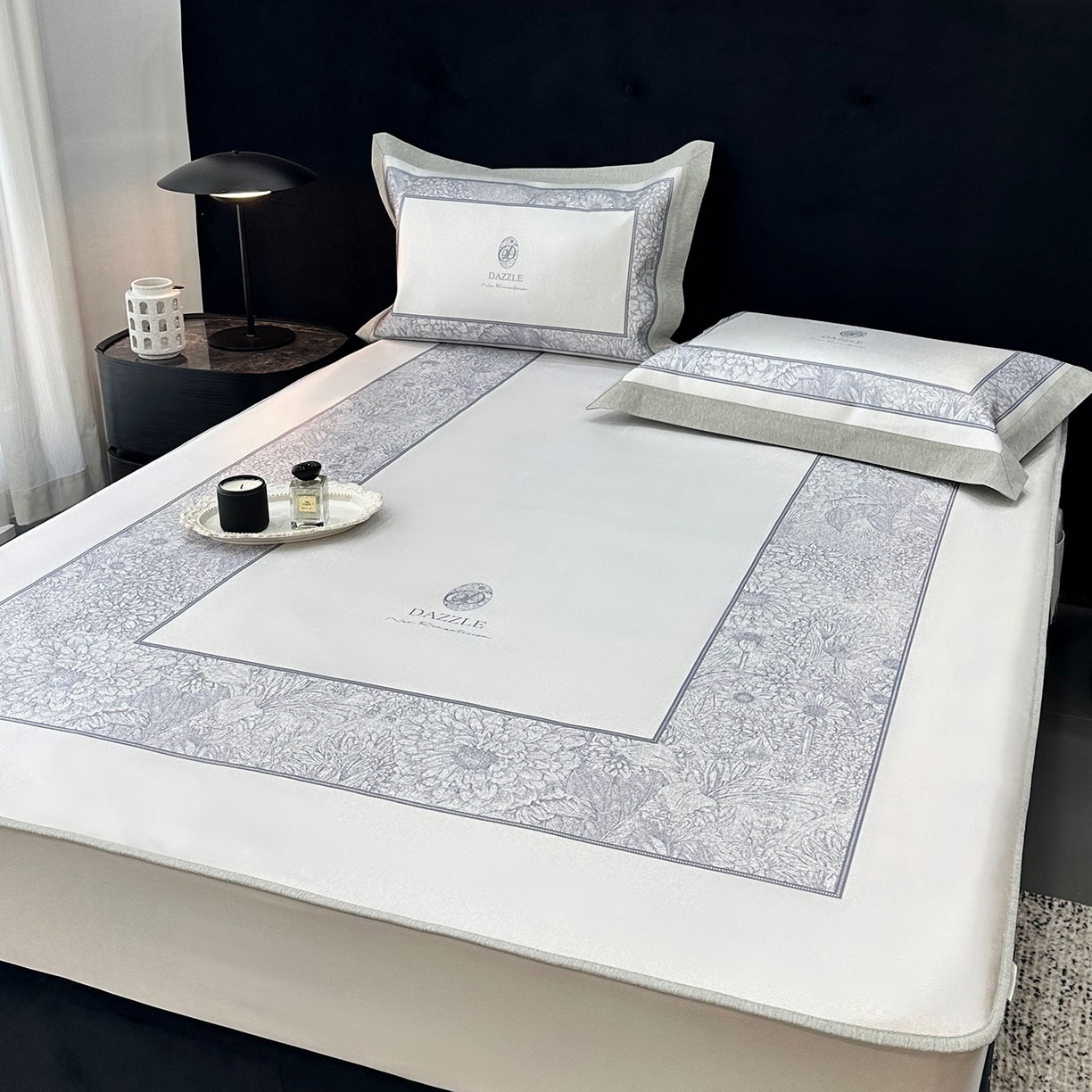 91家纺网 家纺一手货源 找家纺 JUICY 橘滋家纺 2026年夏日新款高端简约意式轻奢数码冰丝席凉席 床笠款-莫奈花园