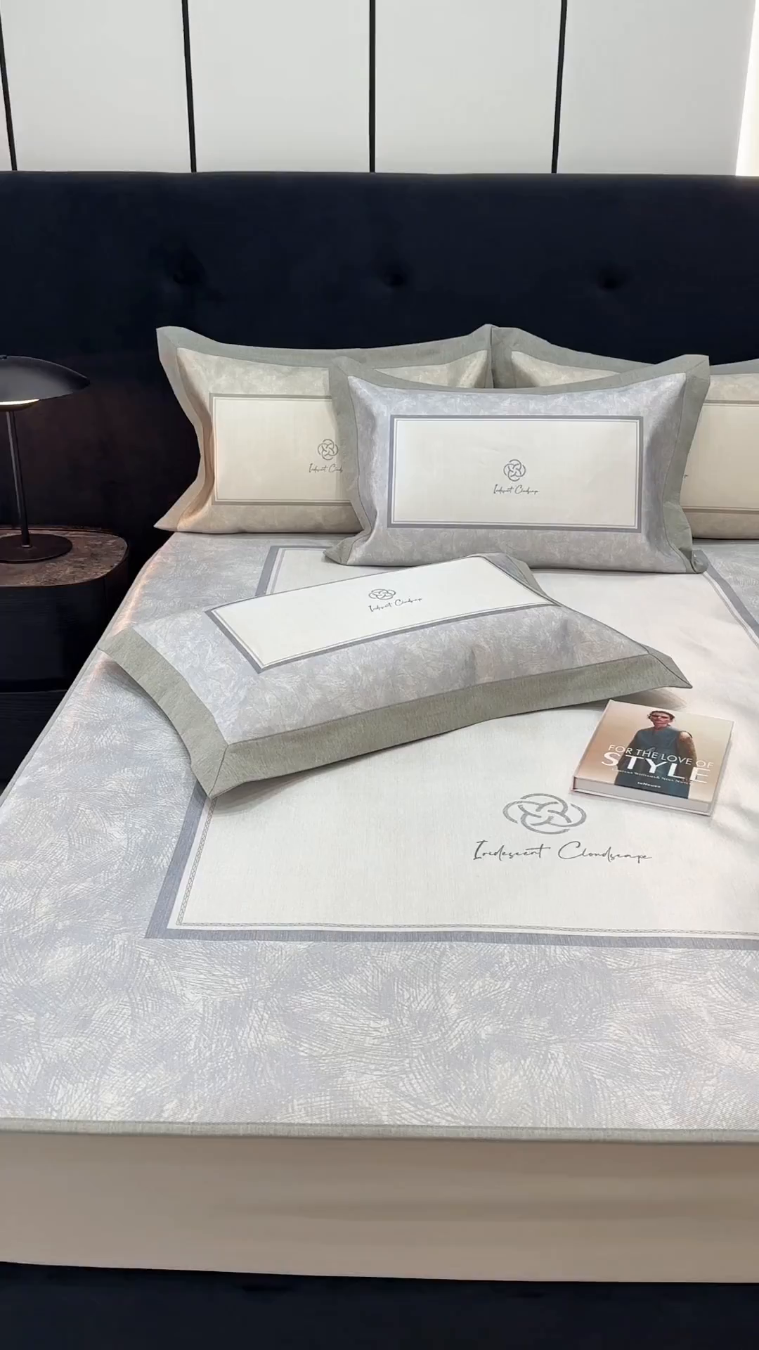 91家纺网 家纺一手货源 找家纺 JUICY 橘滋家纺 2026年夏日新款高端简约意式轻奢数码冰丝席凉席 床笠款-时间拓印-灰蓝