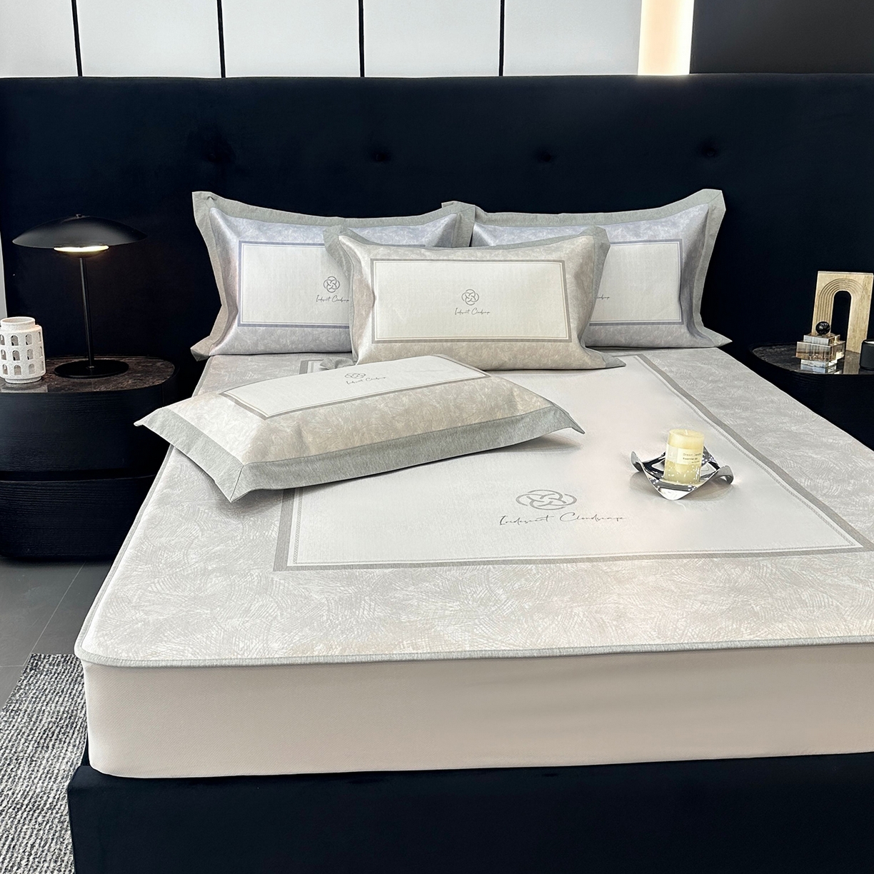 91家纺网 家纺一手货源 找家纺 JUICY 橘滋家纺 2026年夏日新款高端简约意式轻奢数码冰丝席凉席 床笠款-时间拓印-浅驼