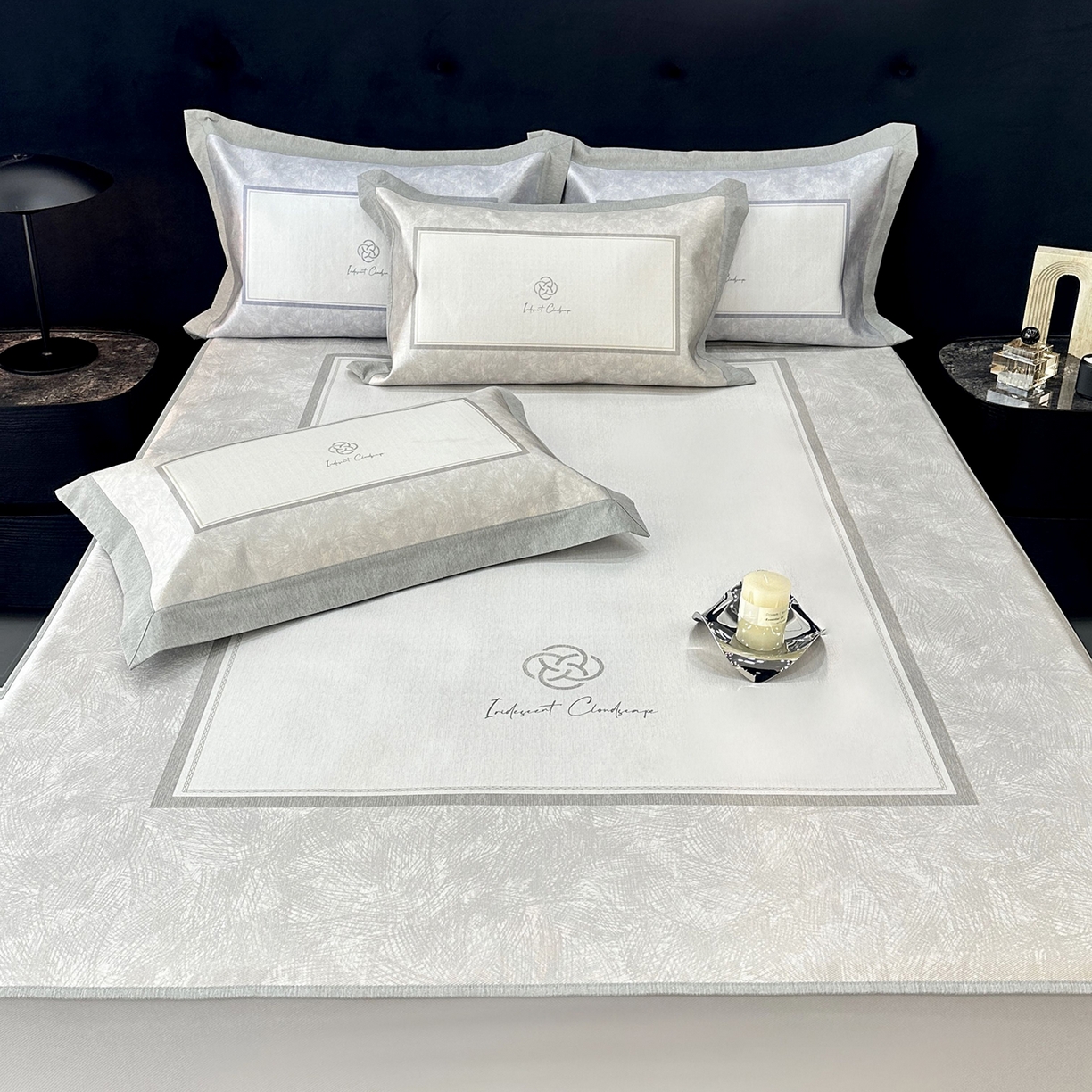 91家纺网 家纺一手货源 找家纺 JUICY 橘滋家纺 2026年夏日新款高端简约意式轻奢数码冰丝席凉席 床笠款-时间拓印-浅驼