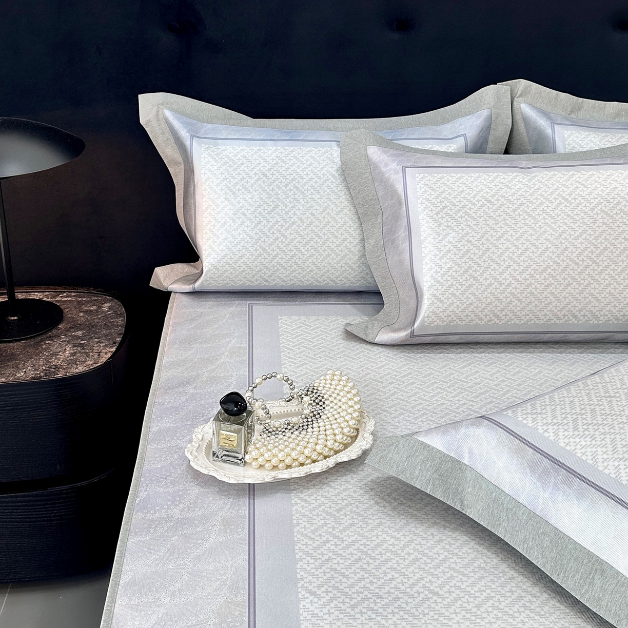 91家纺网 家纺一手货源 找家纺 JUICY 橘滋家纺 2026年夏日新款高端简约意式轻奢数码冰丝席凉席 床笠款-星夜秩序-贝母紫