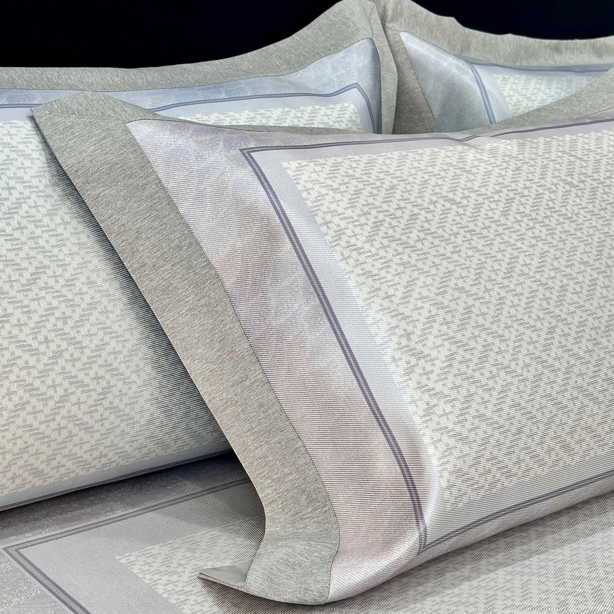 91家纺网 家纺一手货源 找家纺 JUICY 橘滋家纺 2026年夏日新款高端简约意式轻奢数码冰丝席凉席 床笠款-星夜秩序-贝母紫