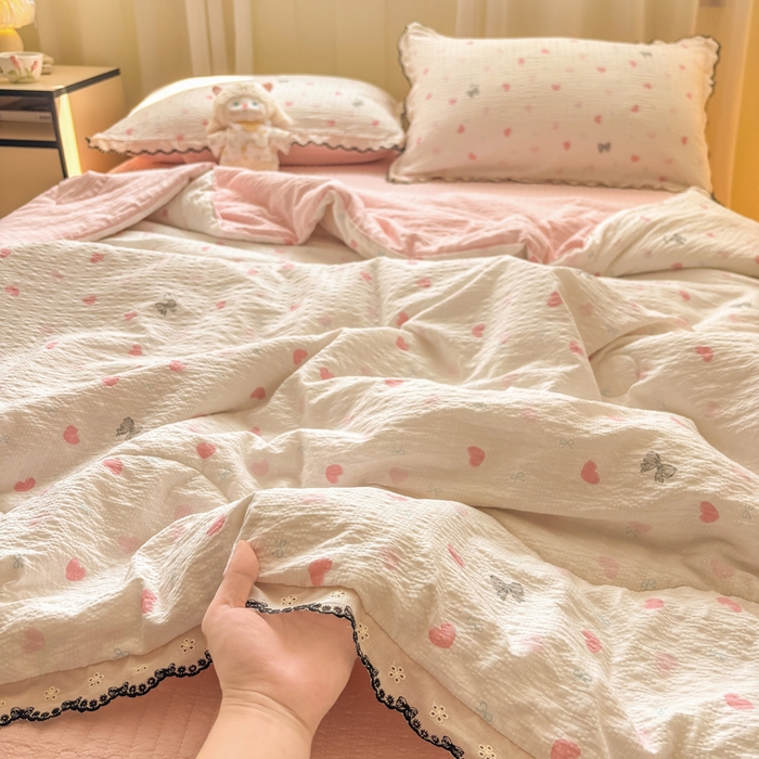 91家纺网 家纺一手货源 找家纺 慕希家纺 2026新款云感泡芙棉夏被夏凉被空调被四件套 爱如星辰