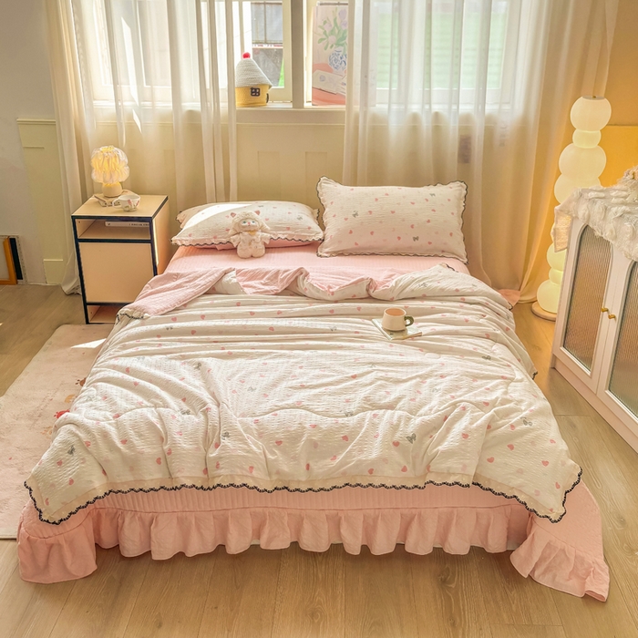 91家纺网 家纺一手货源 找家纺 慕希家纺 2026新款云感泡芙棉夏被夏凉被空调被四件套 爱如星辰