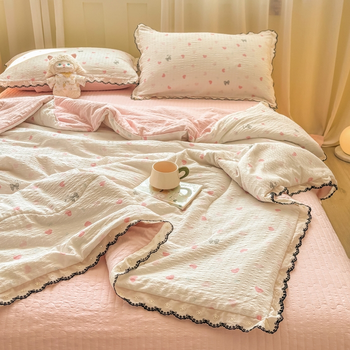 91家纺网 家纺一手货源 找家纺 慕希家纺 2026新款云感泡芙棉夏被夏凉被空调被四件套 爱如星辰