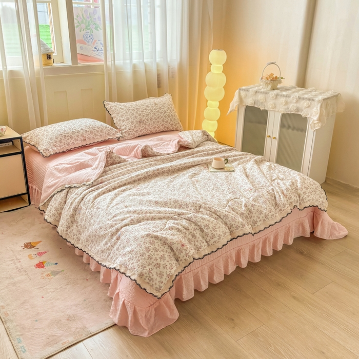 91家纺网 家纺一手货源 找家纺 慕希家纺 2026新款云感泡芙棉夏被夏凉被空调被四件套 甜梦兔