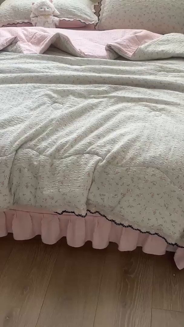 91家纺网 家纺一手货源 找家纺 慕希家纺 2026新款云感泡芙棉夏被夏凉被空调被四件套 清新物语