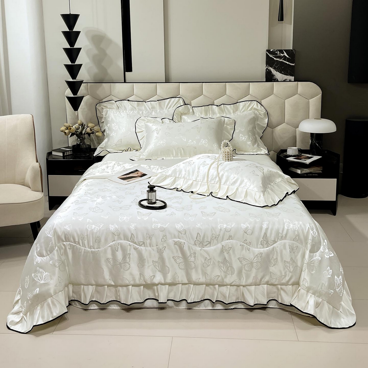 91家纺网 家纺一手货源 找家纺 慕希家纺 2026新款水洗真丝提花夏被夏凉被空调被-蝶序系列 蝶序-霜白