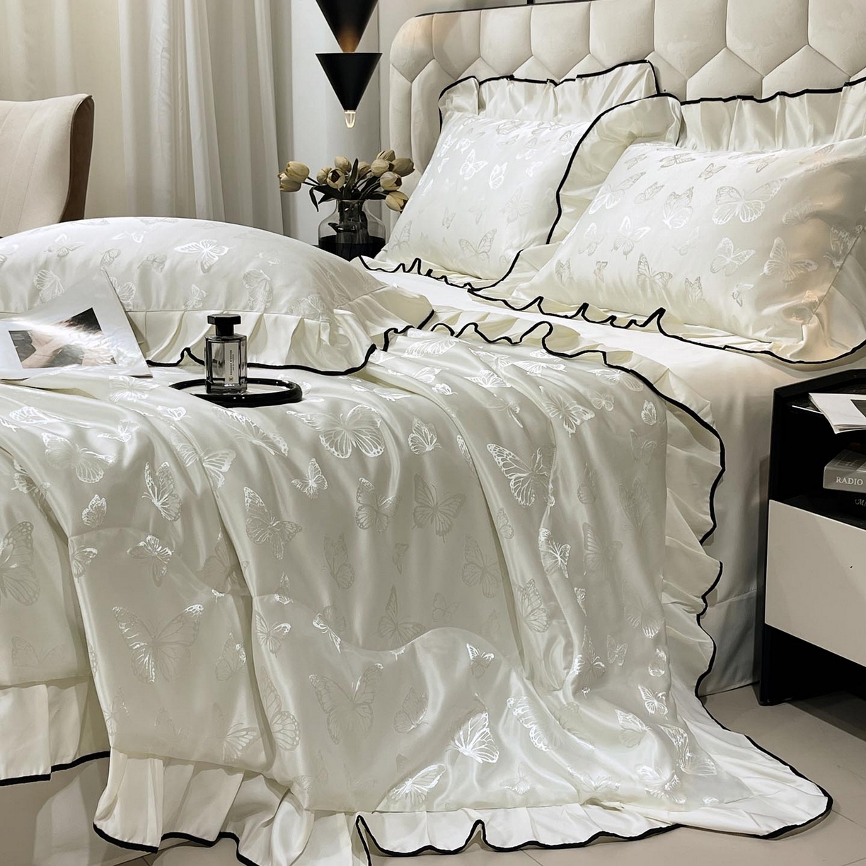 91家纺网 家纺一手货源 找家纺 慕希家纺 2026新款水洗真丝提花夏被夏凉被空调被-蝶序系列 蝶序-霜白
