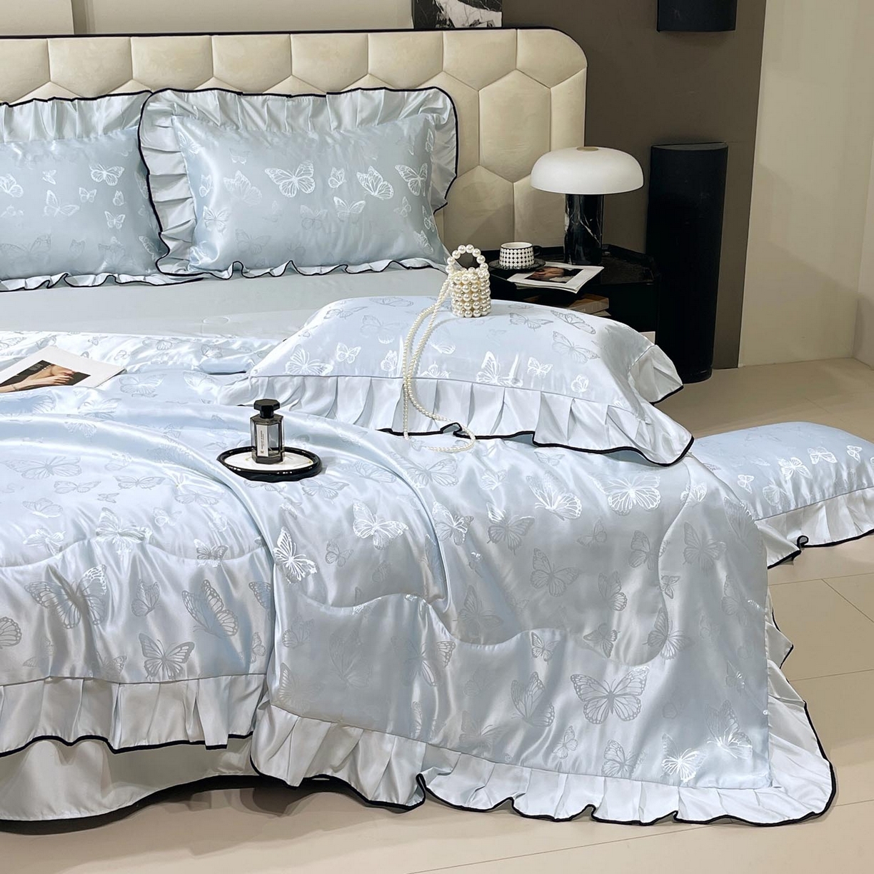 91家纺网 家纺一手货源 找家纺 慕希家纺 2026新款水洗真丝提花夏被夏凉被空调被-蝶序系列 蝶序-冰蓝