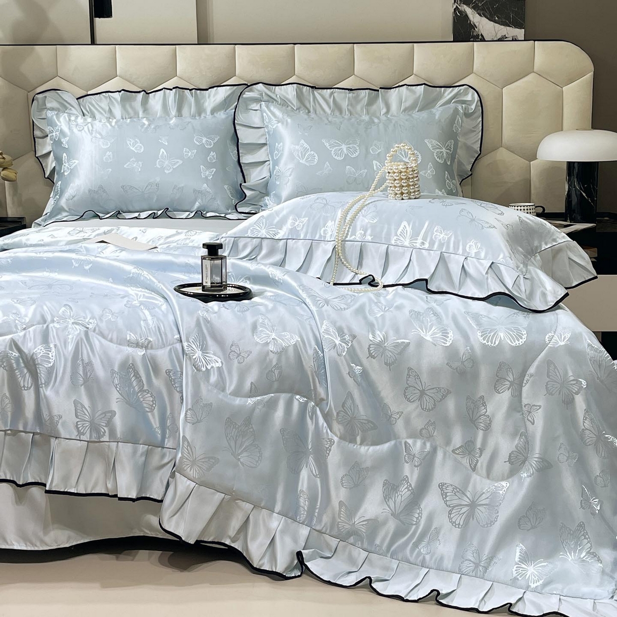 91家纺网 家纺一手货源 找家纺 慕希家纺 2026新款水洗真丝提花夏被夏凉被空调被-蝶序系列 蝶序-冰蓝