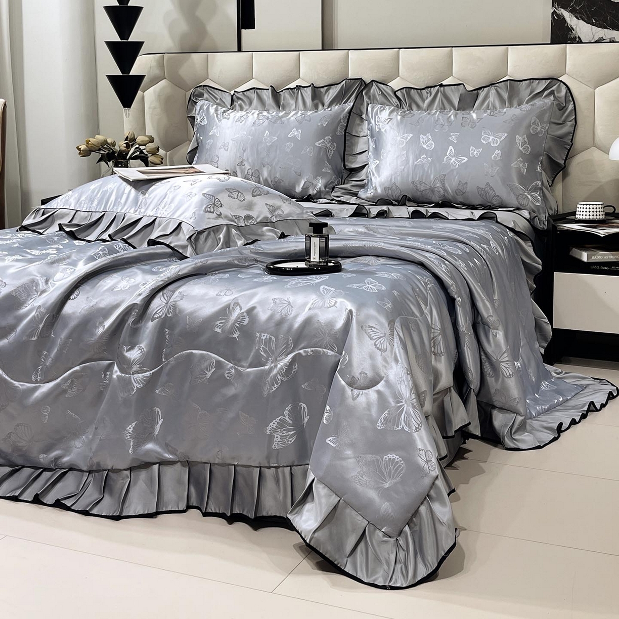 91家纺网 家纺一手货源 找家纺 慕希家纺 2026新款水洗真丝提花夏被夏凉被空调被-蝶序系列 蝶序-冰川灰