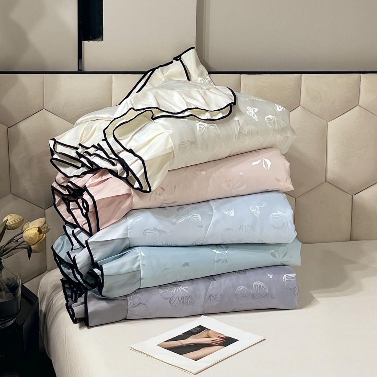 91家纺网 家纺一手货源 找家纺 慕希家纺 2026新款水洗真丝提花夏被夏凉被空调被-蝶序系列 组合图