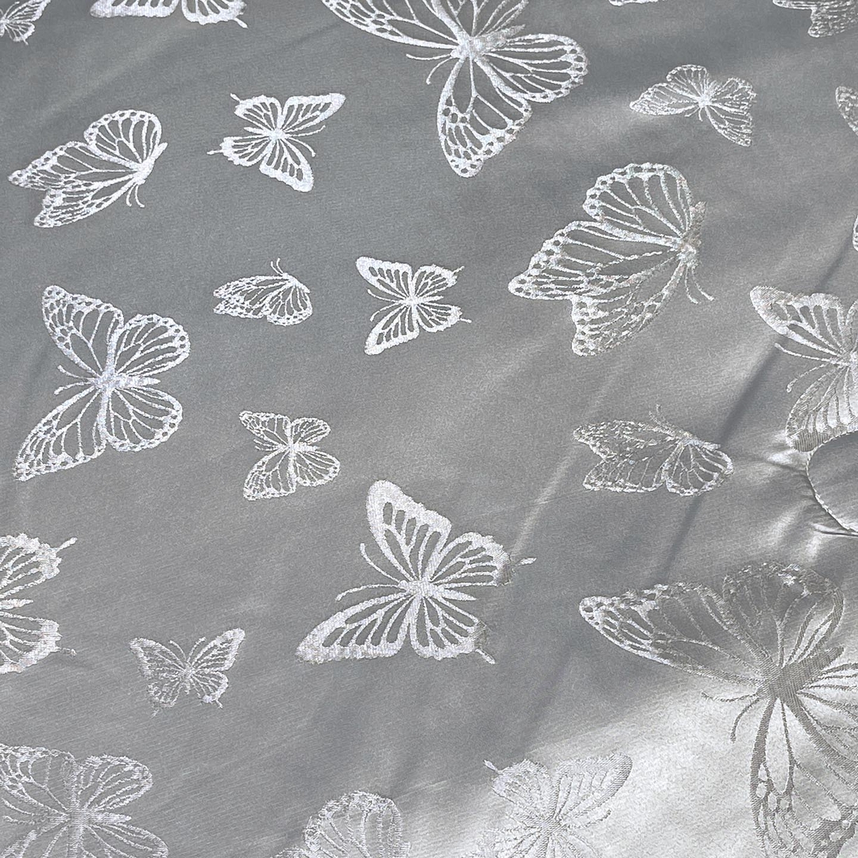 91家纺网 家纺一手货源 找家纺 慕希家纺 2026新款水洗真丝提花夏被夏凉被空调被-蝶序系列 蝶序-冰川灰