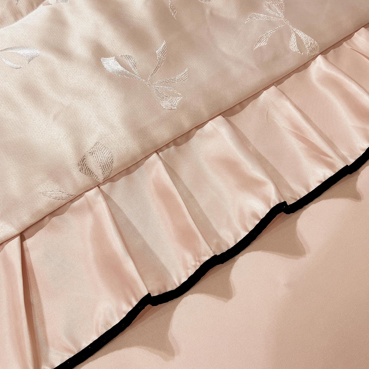 91家纺网 家纺一手货源 找家纺 慕希家纺 2026新款水洗真丝提花夏被夏凉被空调被-蝶序系列 蝶序-桃粉