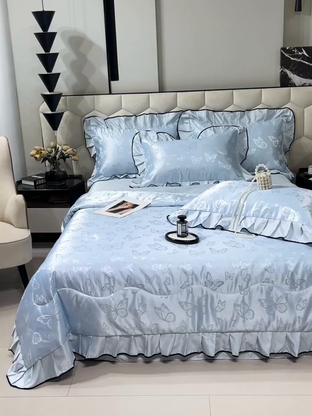 91家纺网 家纺一手货源 找家纺 慕希家纺 2026新款水洗真丝提花夏被夏凉被空调被-蝶序系列 蝶序-冰蓝