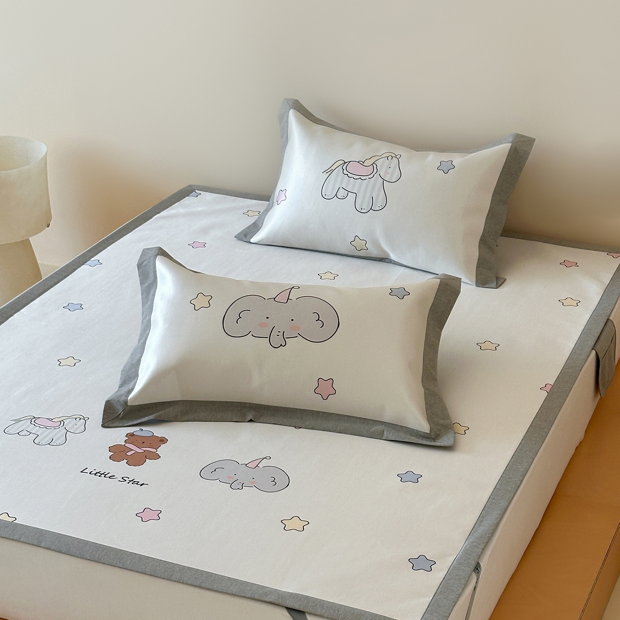 91家纺网 家纺一手货源 找家纺 （总）JUICY 橘滋家纺 2026新款高端A类原创设计卡通数码印花冰丝席凉席