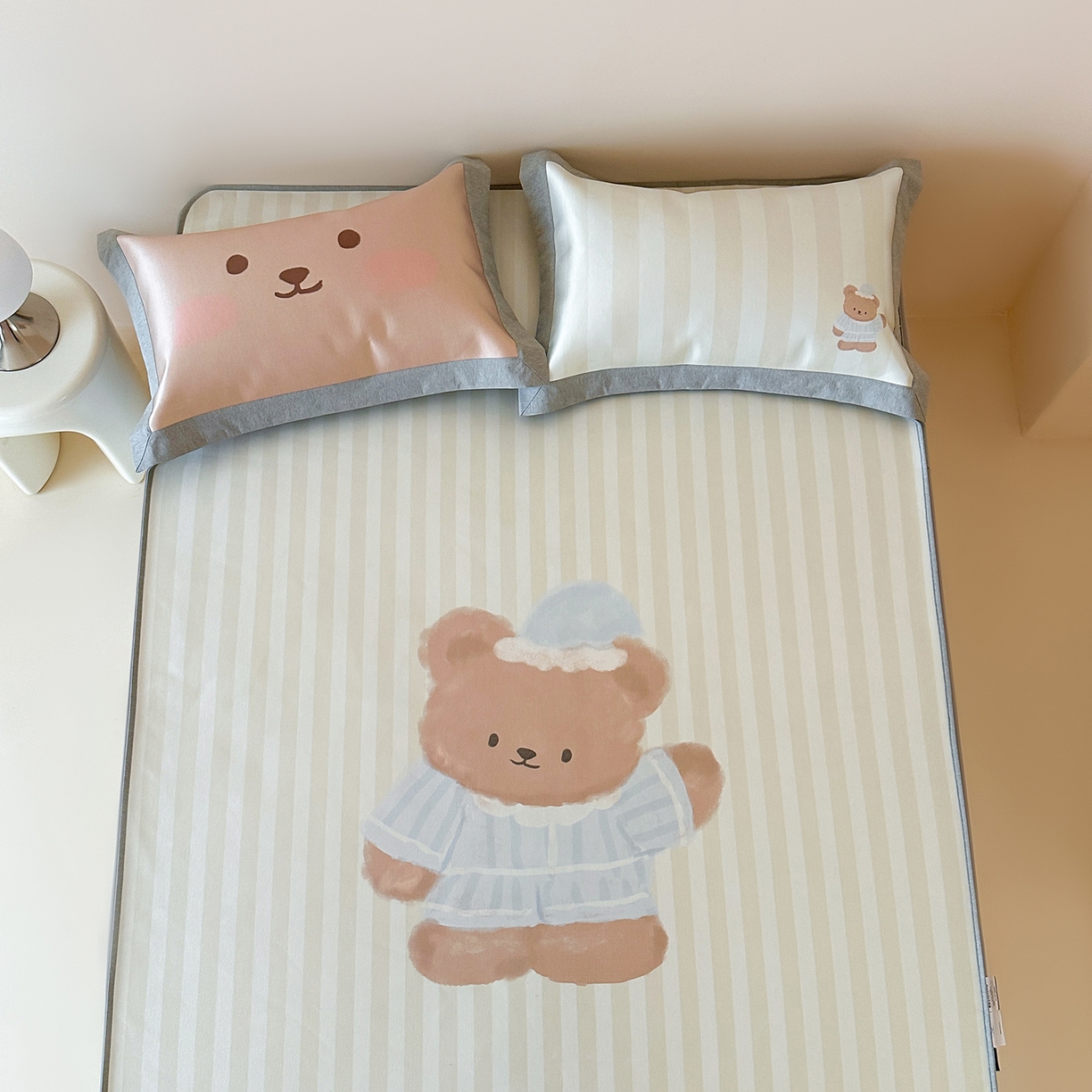 91家纺网 家纺一手货源 找家纺 （总）JUICY 橘滋家纺 2026新款高端A类原创设计卡通数码印花冰丝席凉席