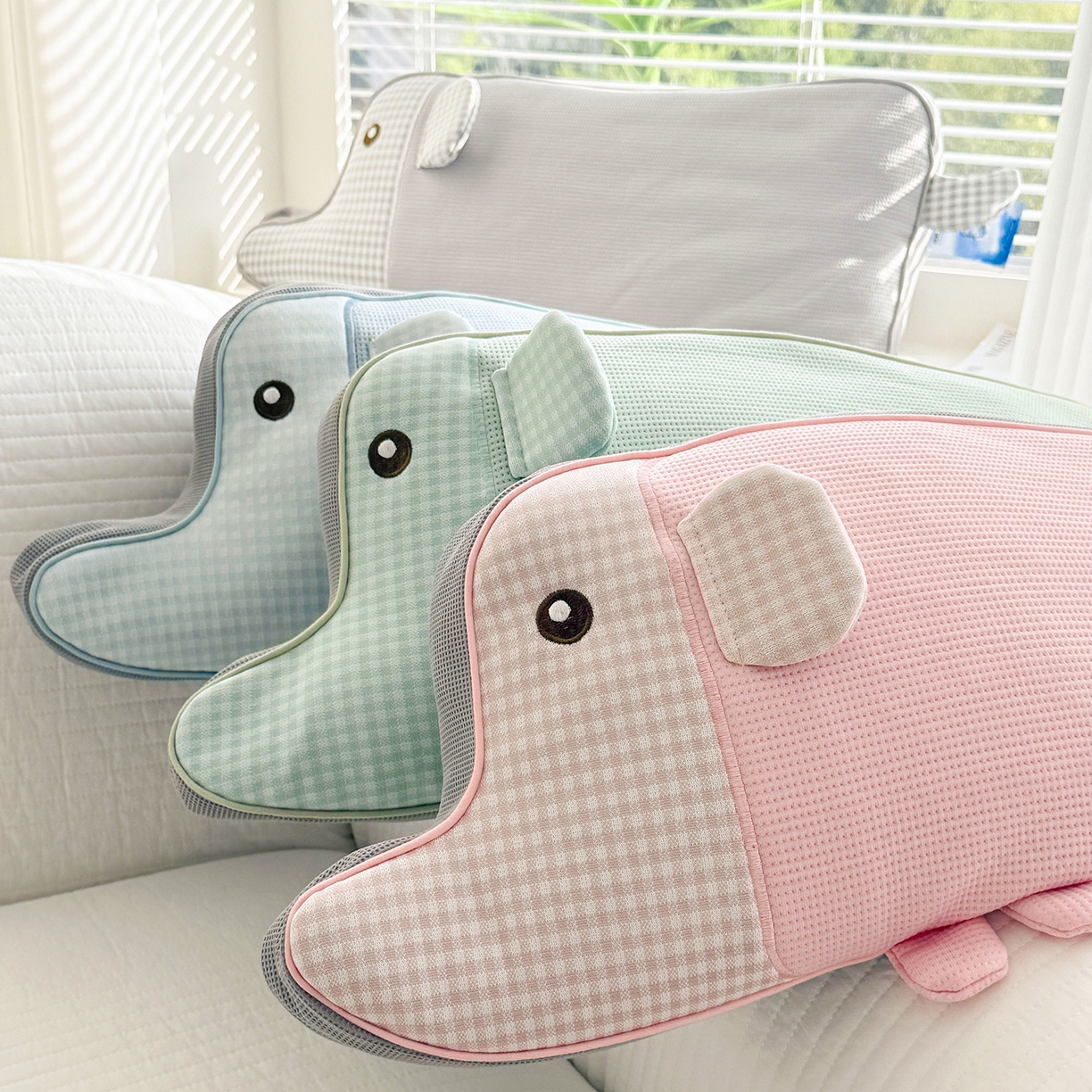 91家纺网 家纺一手货源 找家纺 蔻眠 凉感丝卡通小象荞麦护颈枕夏季凉豆豆儿童枕芯学生枕头 主图