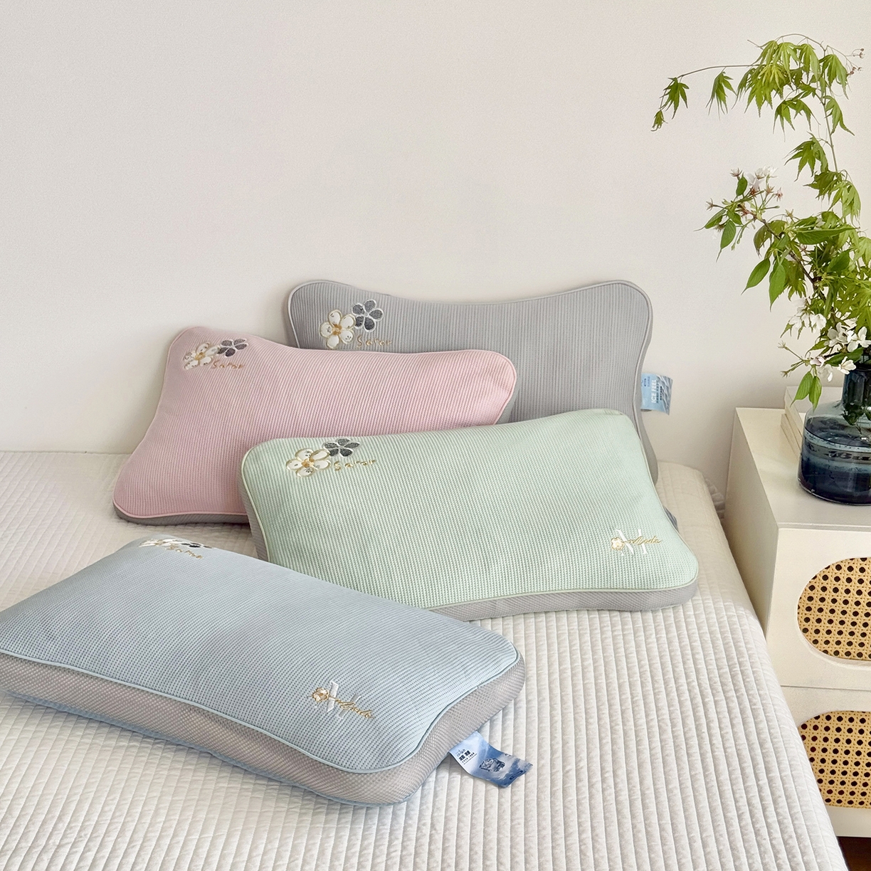 91家纺网 家纺一手货源 找家纺 蔻眠 凉感丝花眠立体荞麦护颈枕芯夏季凉豆豆枕头 主图