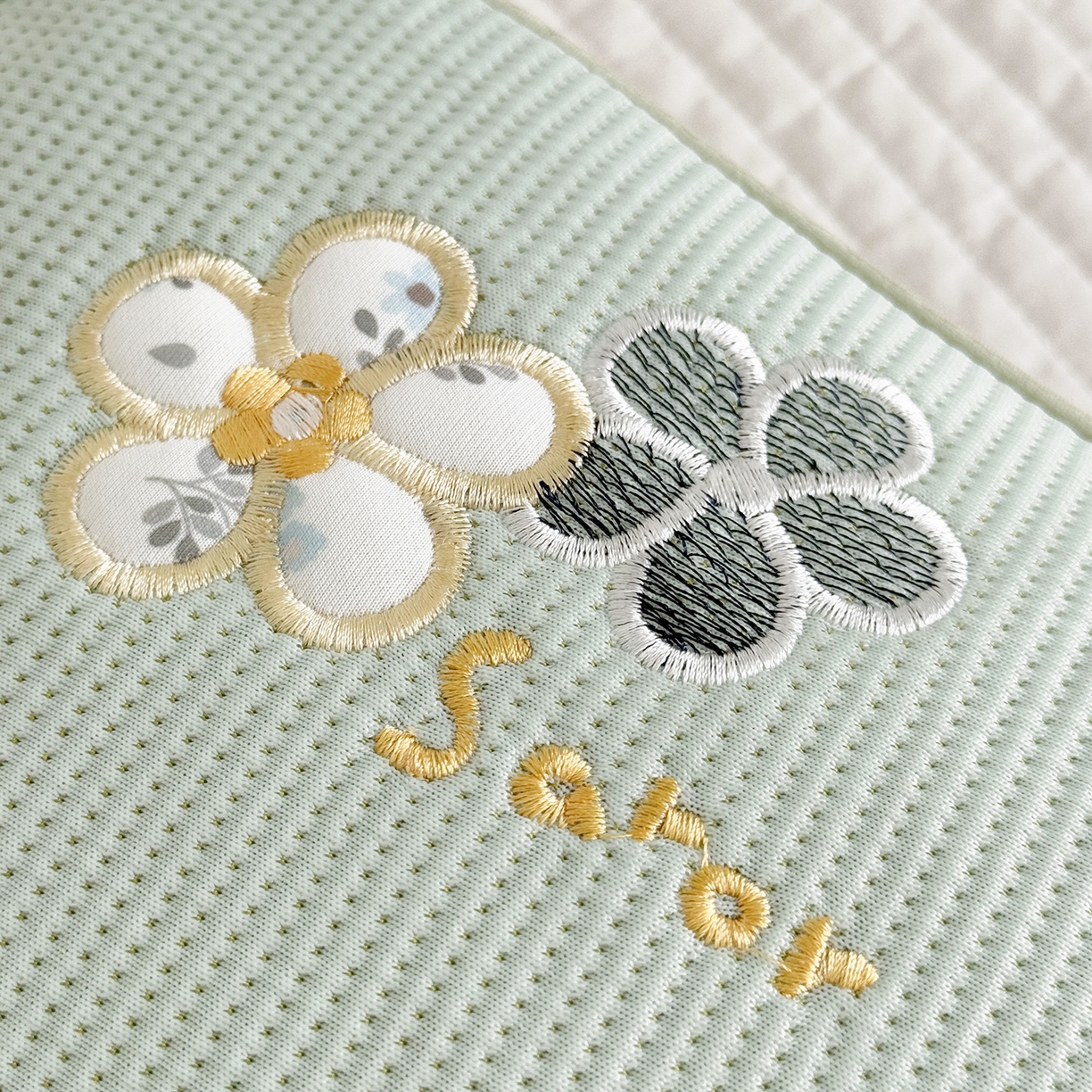 91家纺网 家纺一手货源 找家纺 蔻眠 凉感丝花眠立体荞麦护颈枕芯夏季凉豆豆枕头 花眠立体-绿色