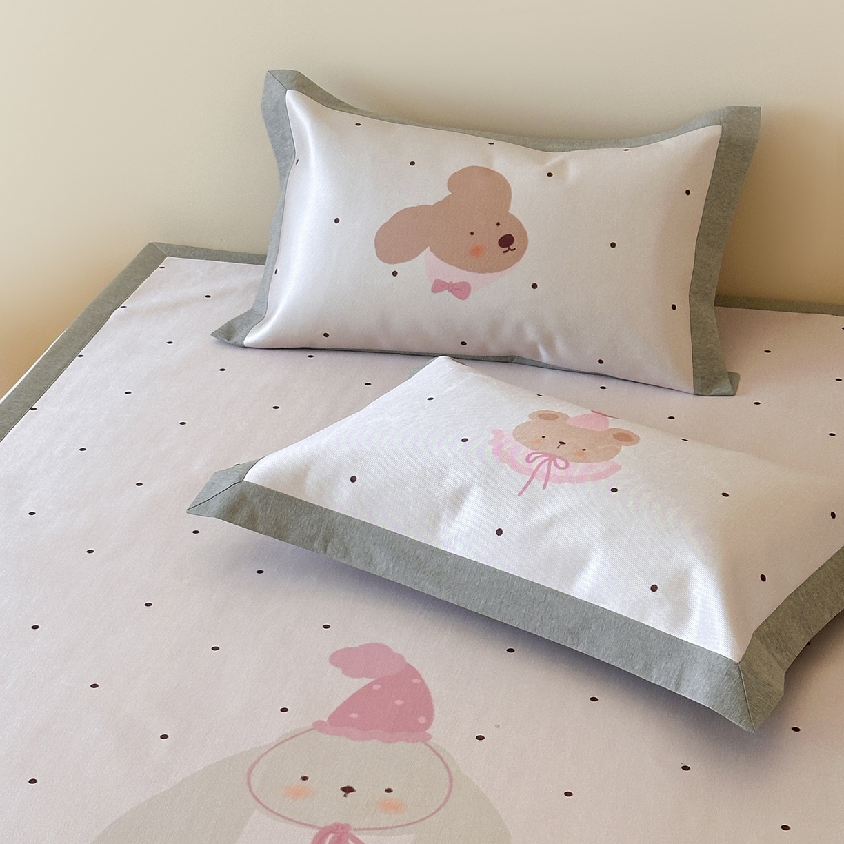 91家纺网 家纺一手货源 找家纺 JUICY 橘滋家纺 2026新款高端A类原创设计卡通数码印花冰丝席凉席 平席款月野波点