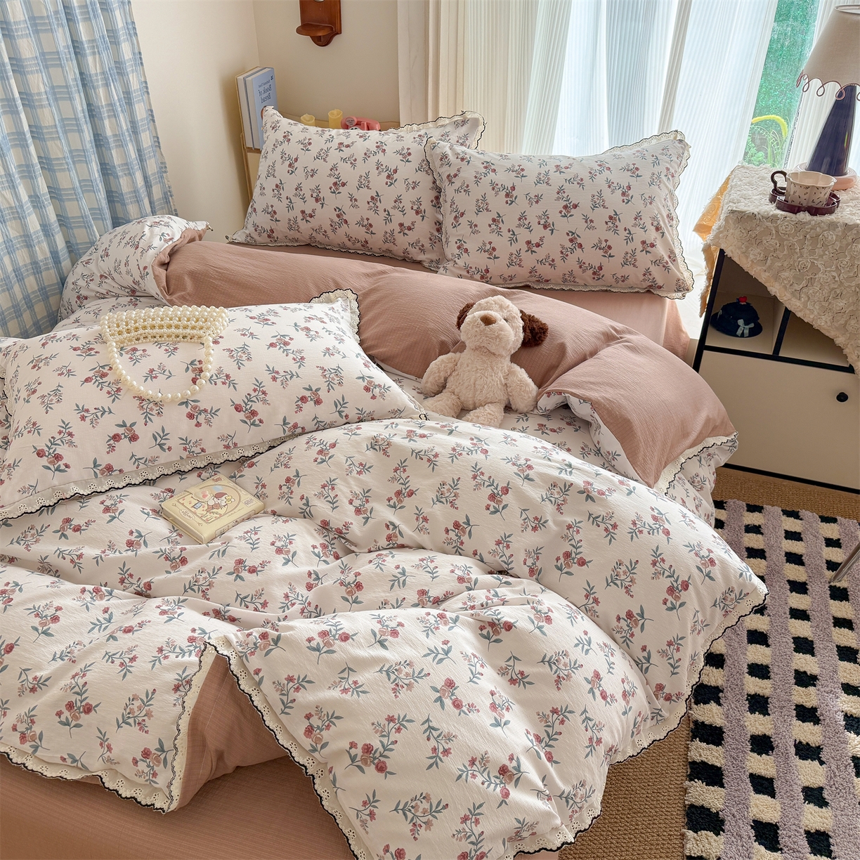 91家纺网 家纺一手货源 找家纺 温眠家纺 2026新款针织提花双层纱全棉蕾丝花边四件套 藤蔓