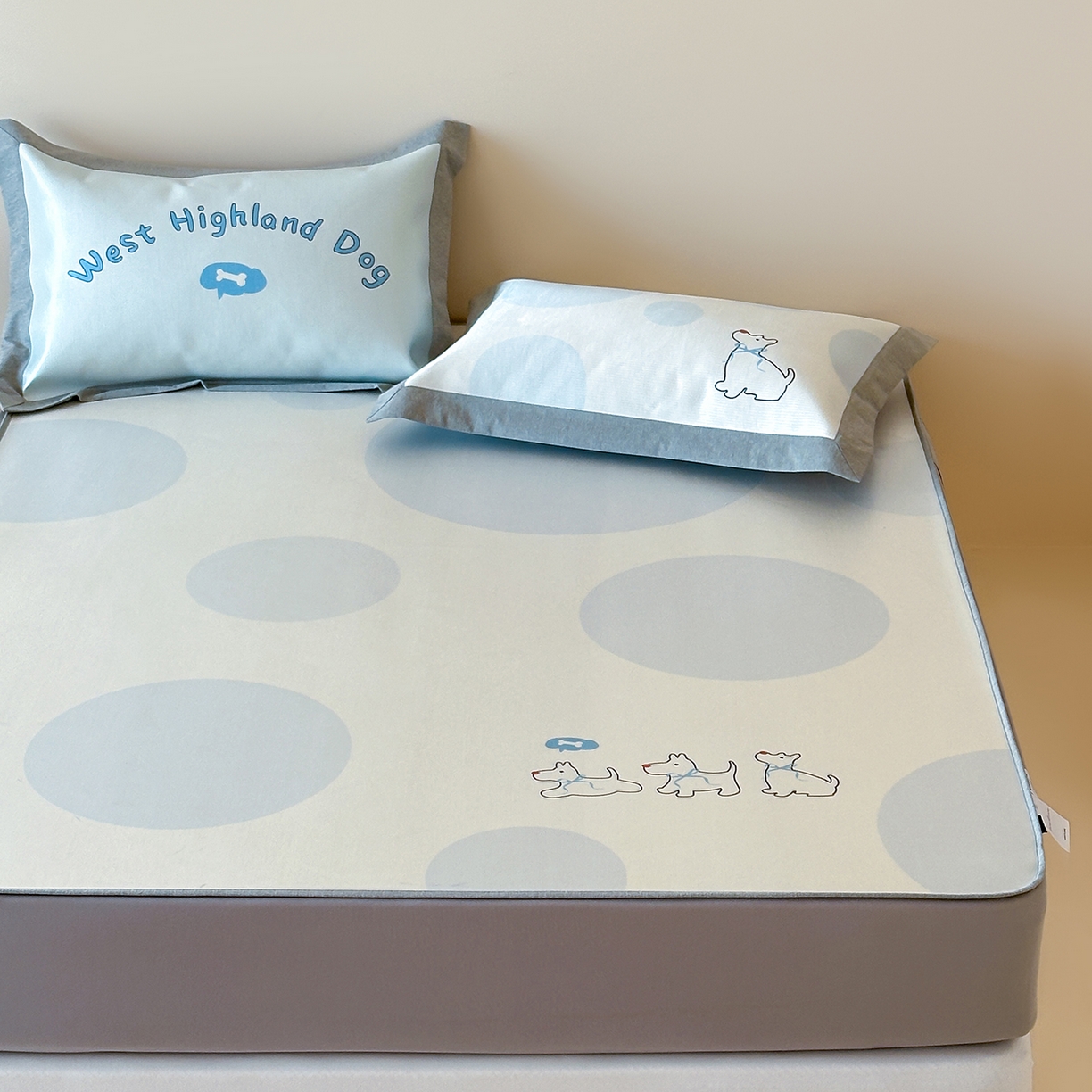 91家纺网 家纺一手货源 找家纺 JUICY 橘滋家纺 2026新款高端A类原创设计卡通数码印花冰丝席凉席 床笠款海岸线圆舞曲