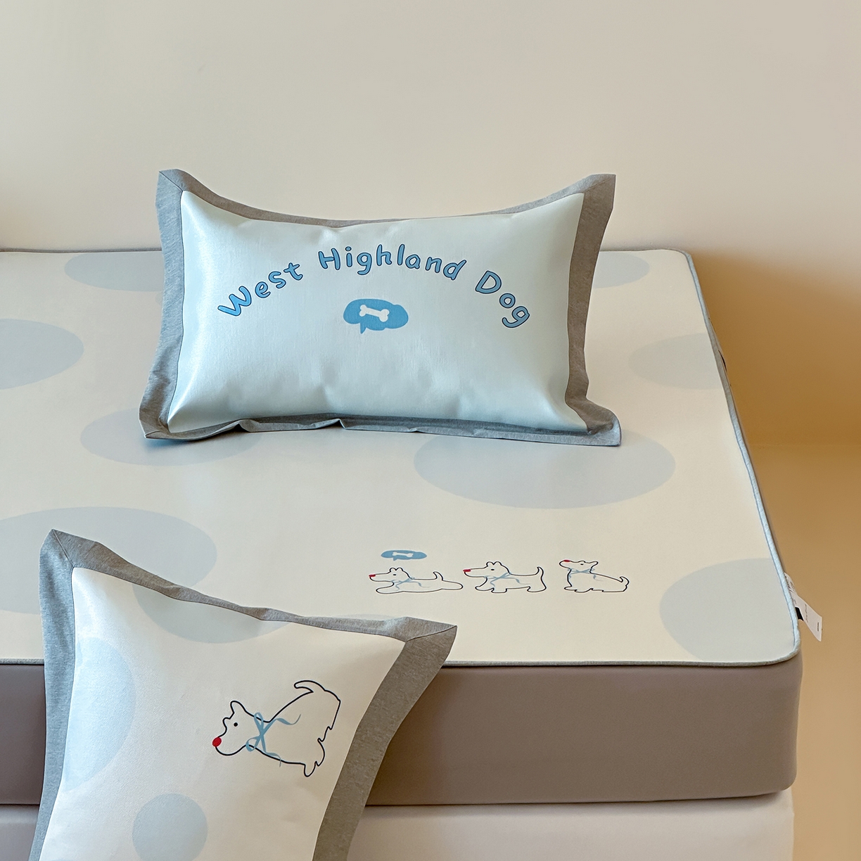 91家纺网 家纺一手货源 找家纺 JUICY 橘滋家纺 2026新款高端A类原创设计卡通数码印花冰丝席凉席 床笠款海岸线圆舞曲