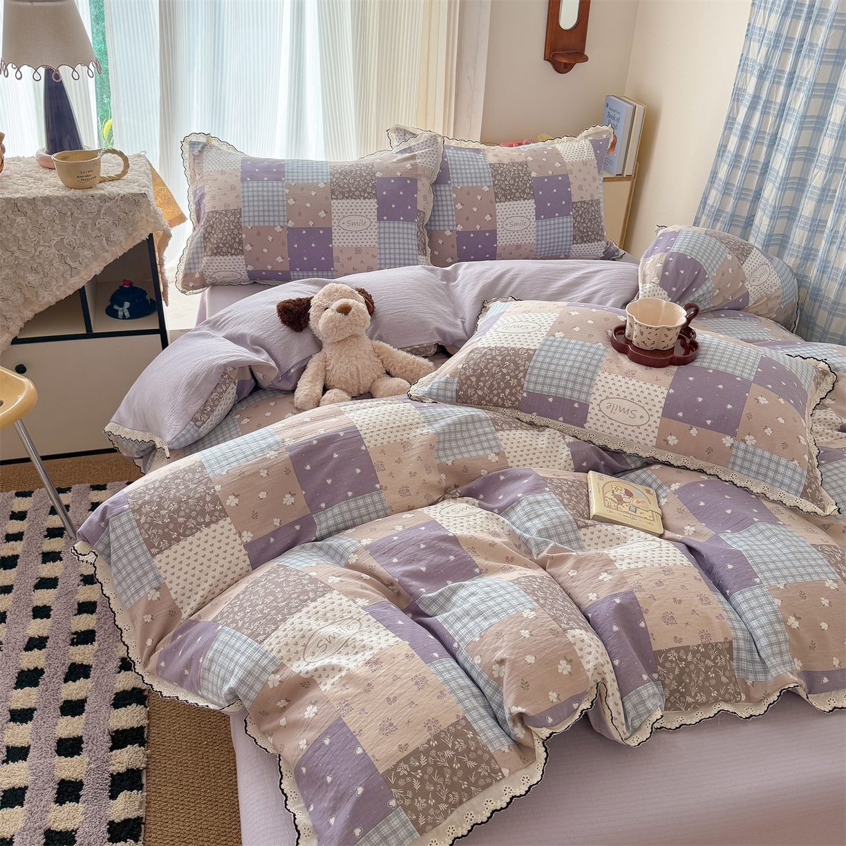 91家纺网 家纺一手货源 找家纺 温眠家纺 2026新款针织提花双层纱全棉蕾丝花边四件套 花田紫